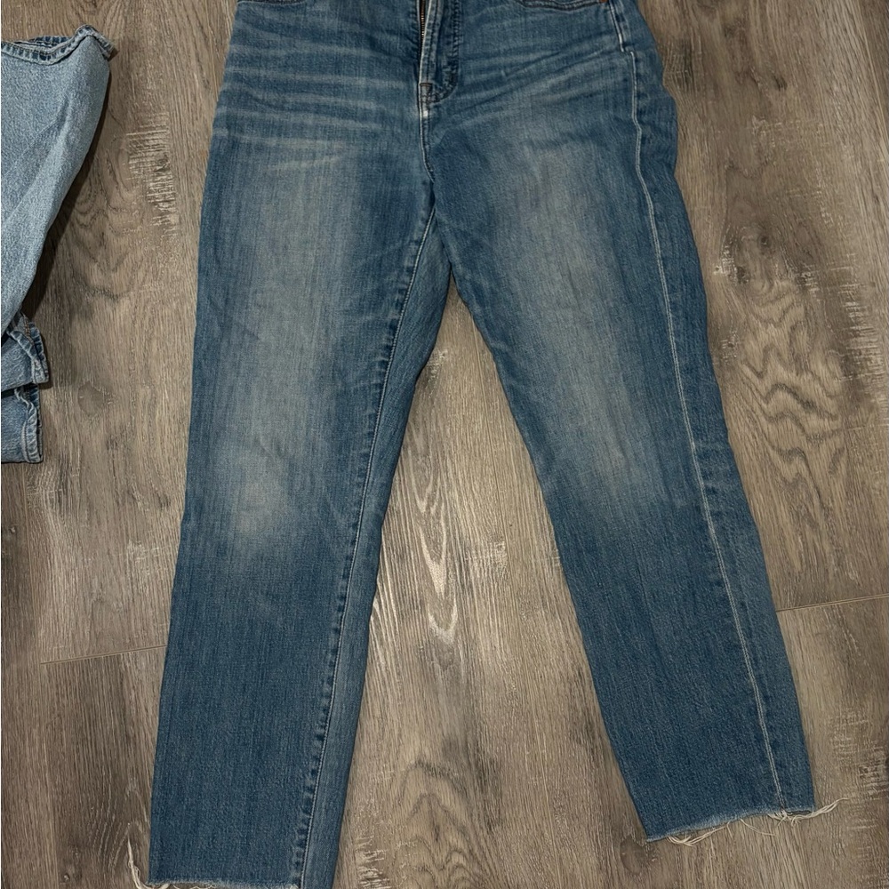 Madewell Women Straight Jeans in Faded Blue
